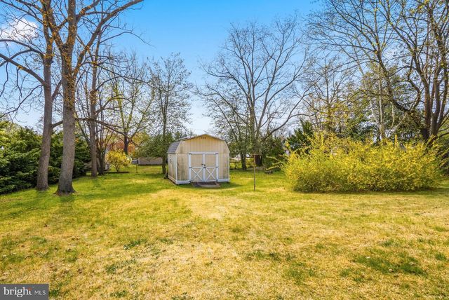 1409 BURLINGTON AVE, Delanco, NJ 08075