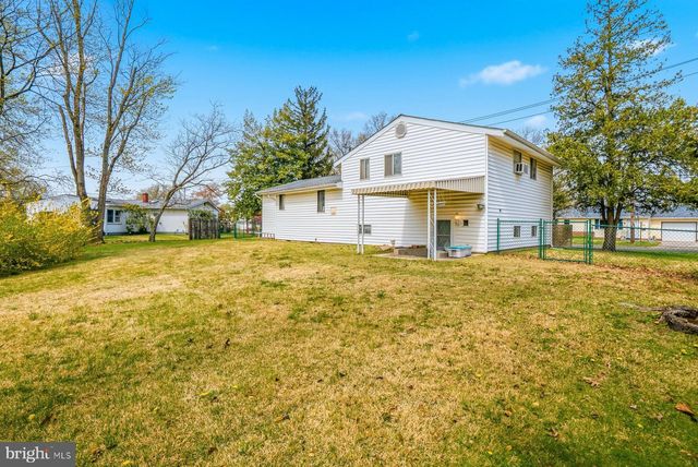 1409 BURLINGTON AVE, Delanco, NJ 08075