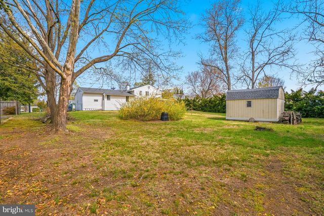 1409 BURLINGTON AVE, Delanco, NJ 08075