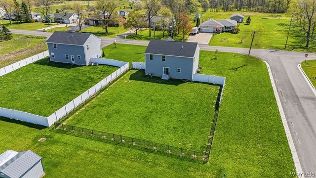 6228 Hoover Road, Wheatfield, NY 14132