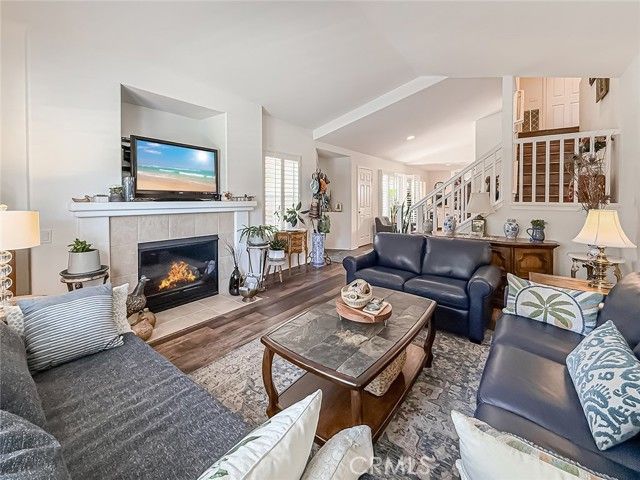 2037 Freesia Avenue, Simi Valley, CA 93063