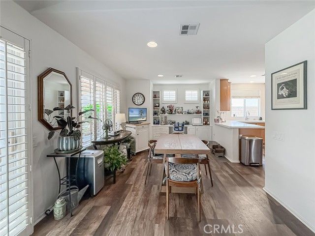 2037 Freesia Avenue, Simi Valley, CA 93063