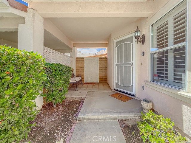 2037 Freesia Avenue, Simi Valley, CA 93063