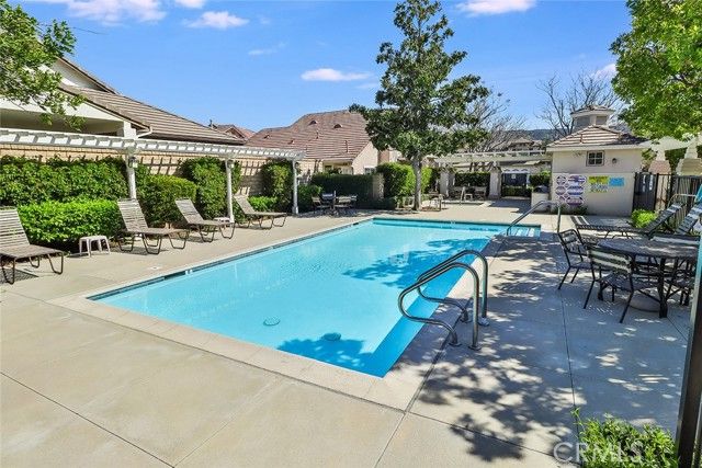 2037 Freesia Avenue, Simi Valley, CA 93063