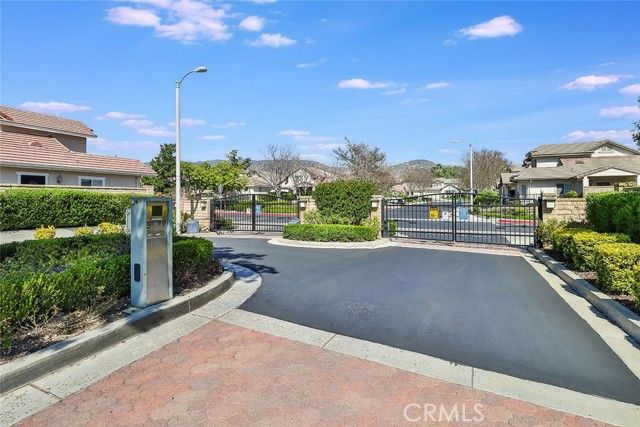 2037 Freesia Avenue, Simi Valley, CA 93063