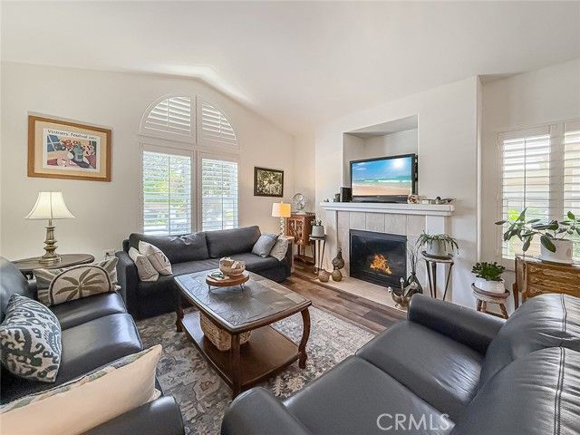 2037 Freesia Avenue, Simi Valley, CA 93063