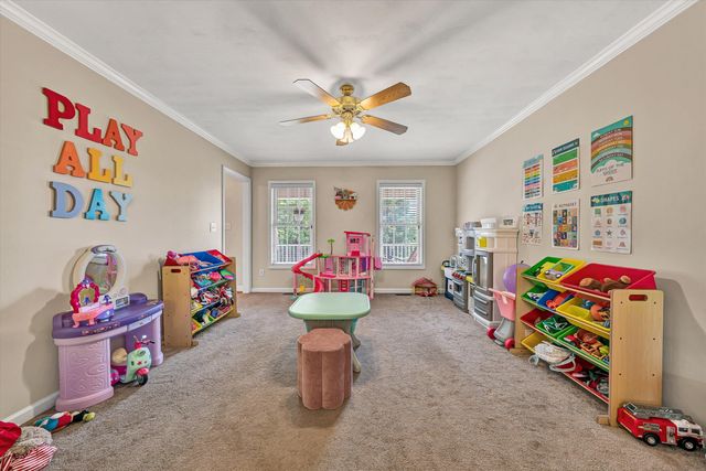 3808 Derby DR, Roanoke, VA 24012