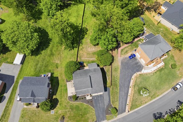 3808 Derby DR, Roanoke, VA 24012