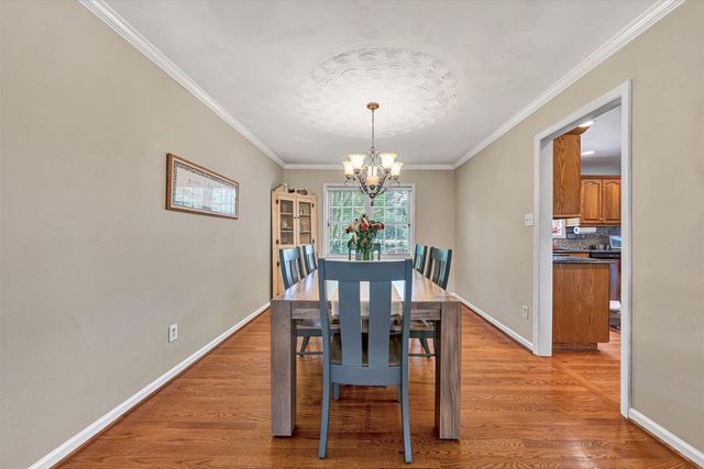 3808 Derby DR, Roanoke, VA 24012