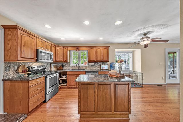 3808 Derby DR, Roanoke, VA 24012