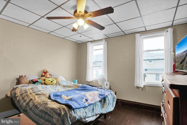 630 E PINE ST, Mahanoy City, PA 17948