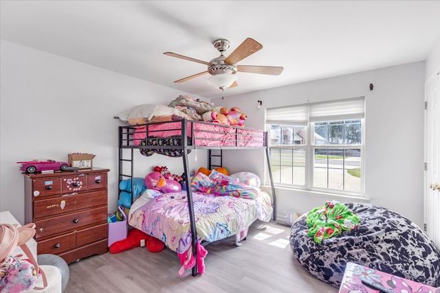 161 Cumberland Oaks Dr, Tullahoma, TN 37388