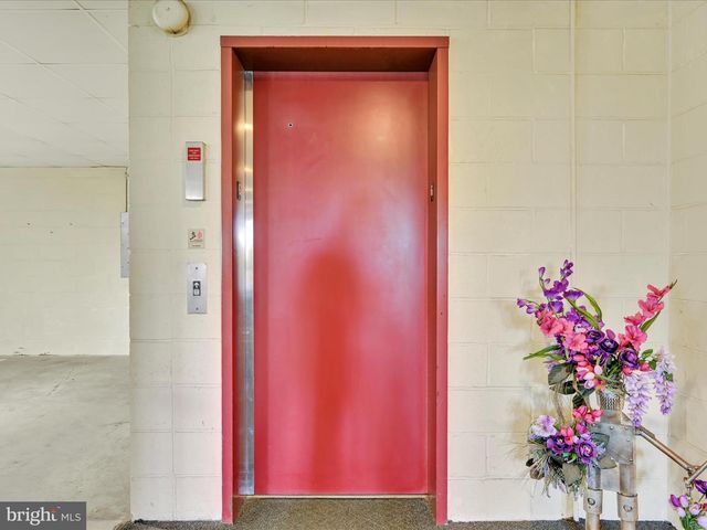 2415 SHARP MOUNTAIN RD, Pottsville, PA 17901