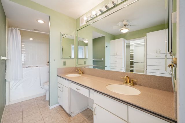 6335 W Northwest Highway 1013, Dallas, TX 75225