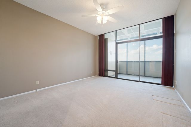 6335 W Northwest Highway 1013, Dallas, TX 75225