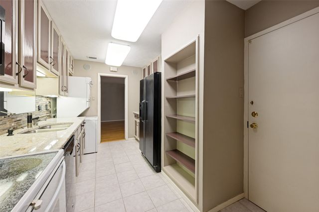6335 W Northwest Highway 1013, Dallas, TX 75225