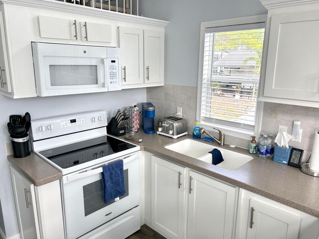 875 NE 48 Th Street Lot 393, Pompano Beach, FL 33064