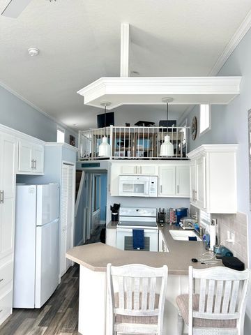 875 NE 48 Th Street Lot 393, Pompano Beach, FL 33064