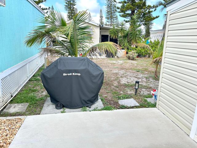 875 NE 48 Th Street Lot 393, Pompano Beach, FL 33064