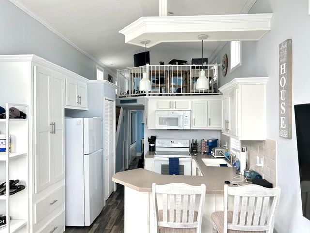 875 NE 48 Th Street Lot 393, Pompano Beach, FL 33064