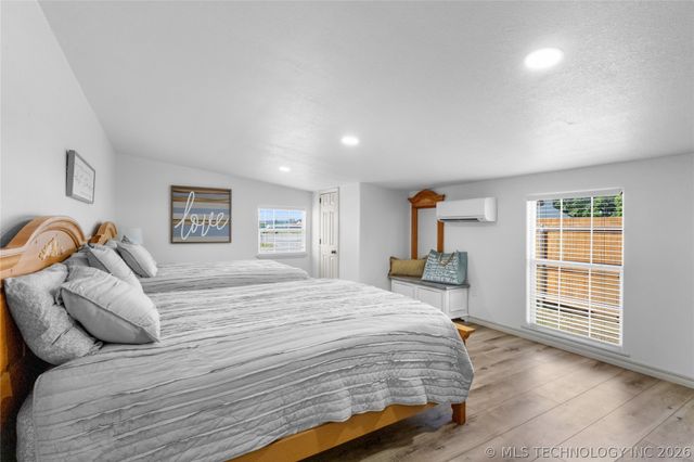 103 E Elm Avenue, Eufaula, OK 74432