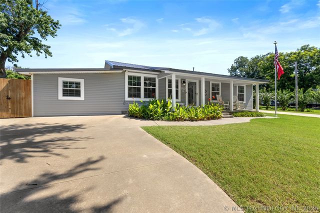103 E Elm Avenue, Eufaula, OK 74432