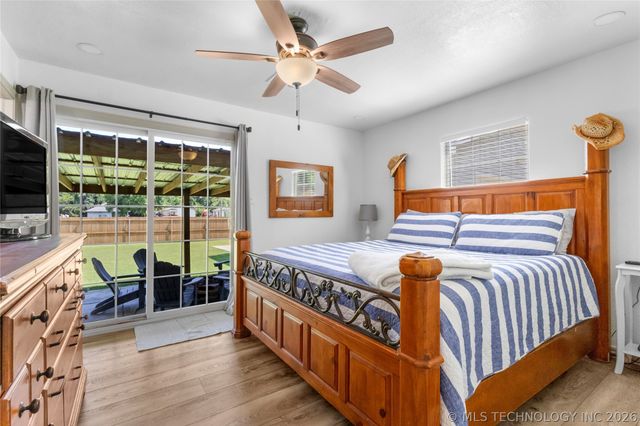 103 E Elm Avenue, Eufaula, OK 74432
