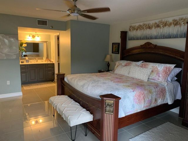 3940 Inverrary Boulevard 302, Lauderhill, FL 33319