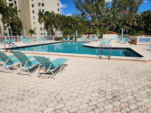 3940 Inverrary Boulevard 302, Lauderhill, FL 33319