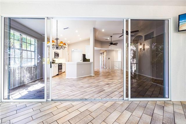 19091 Ridgepoint DR 202, Estero, FL 33928