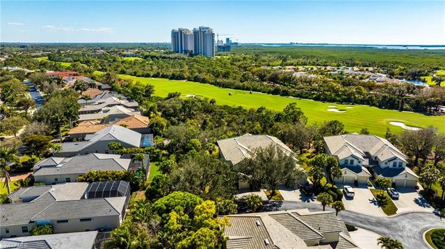 19091 Ridgepoint DR 202, Estero, FL 33928