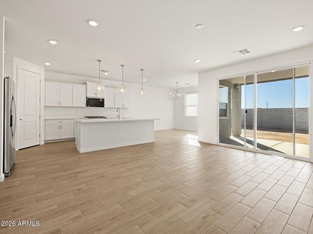 2523 E VINTAGE Drive, San Tan Valley, AZ 85143