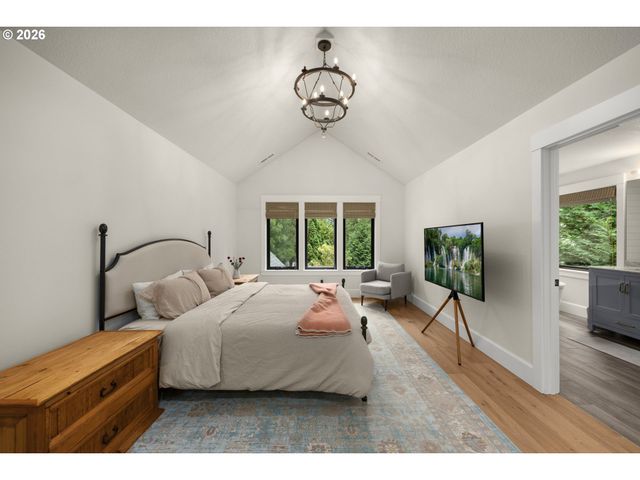 6040 LAKEVIEW Blvd, Lake Oswego, OR 97035