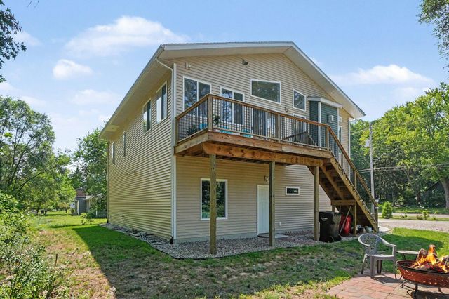 737 Ottawa Beach Road, Park Twp, MI 49424