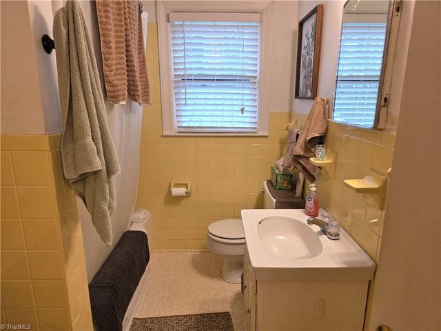 611 Arch Street, Mount Airy, NC 27030