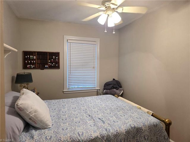 611 Arch Street, Mount Airy, NC 27030