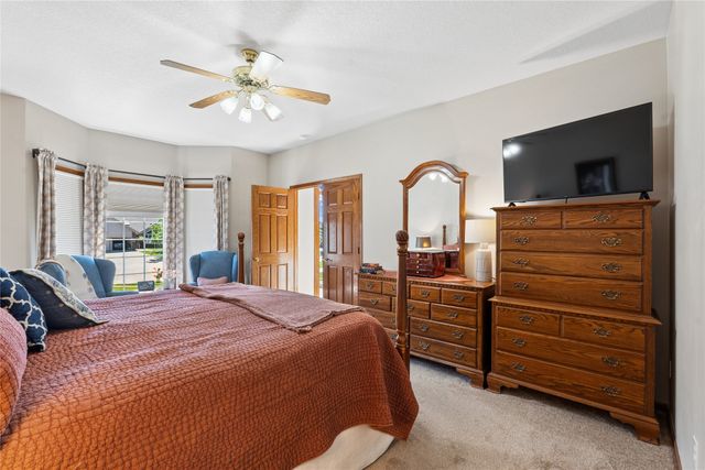 1302 NE Lake View Court, Ankeny, IA 50021