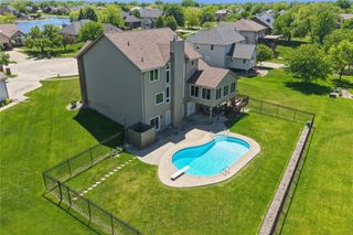 1302 NE Lake View Court, Ankeny, IA 50021