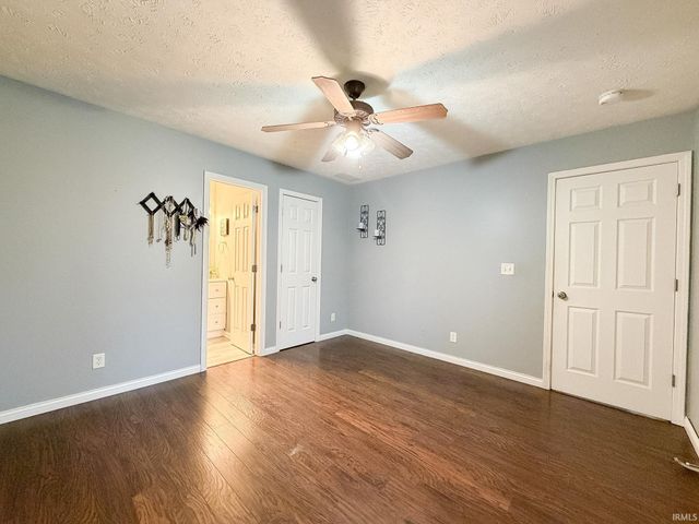 10244 Clippinger Road, Evansville, IN 47725