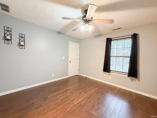 10244 Clippinger Road, Evansville, IN 47725