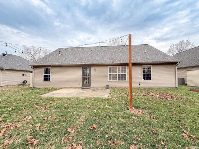 10244 Clippinger Road, Evansville, IN 47725