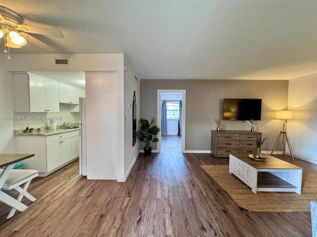 202 Lucerne Ave 1-14, Lake Worth, FL 33460