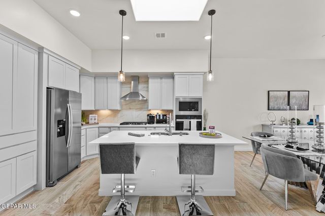 1122 Brass Hill Avenue, Santa Teresa, NM 88008