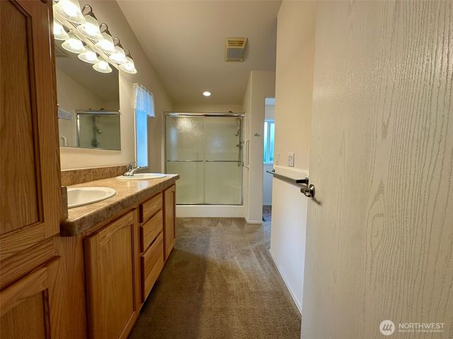 3504 Meadowbrook Lane SE, Lacey, WA 98503