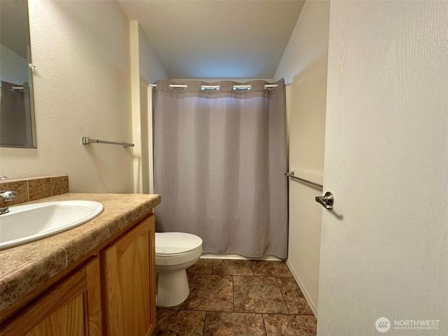 3504 Meadowbrook Lane SE, Lacey, WA 98503