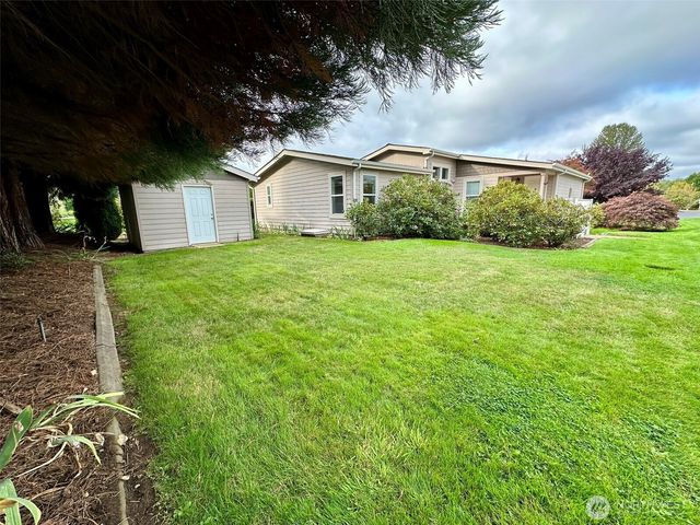 3504 Meadowbrook Lane SE, Lacey, WA 98503