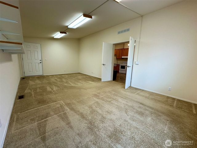 3504 Meadowbrook Lane SE, Lacey, WA 98503