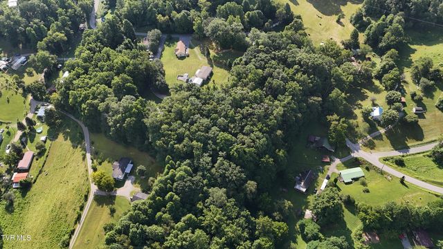 Tr 4 Crystal Lane, Unicoi, TN 37692