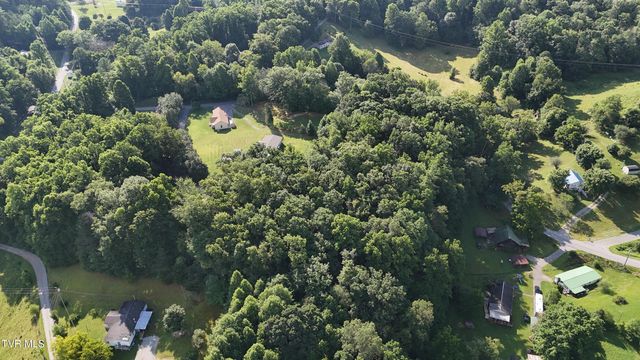 Tr 4 Crystal Lane, Unicoi, TN 37692