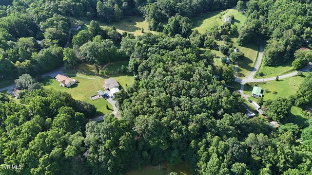 Tr 4 Crystal Lane, Unicoi, TN 37692